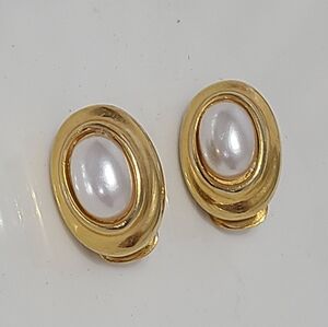 Vintage 90's Retro Luxury Gold Chunky Large Oval Pearl Party Clip On Earrings